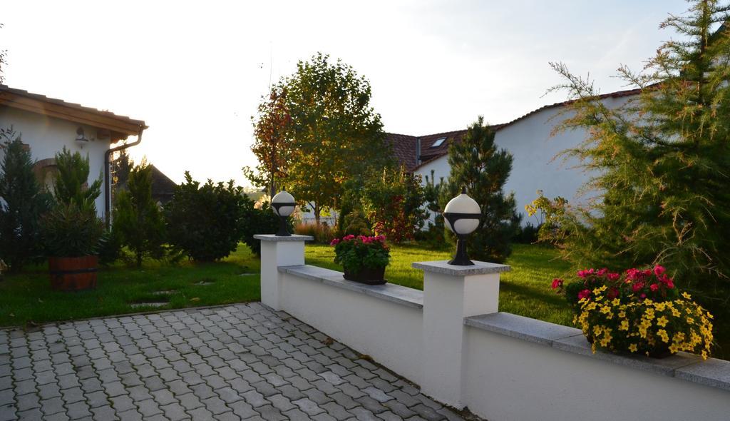 Ferienwohnung Herrmann Pottenhofen Bagian luar foto